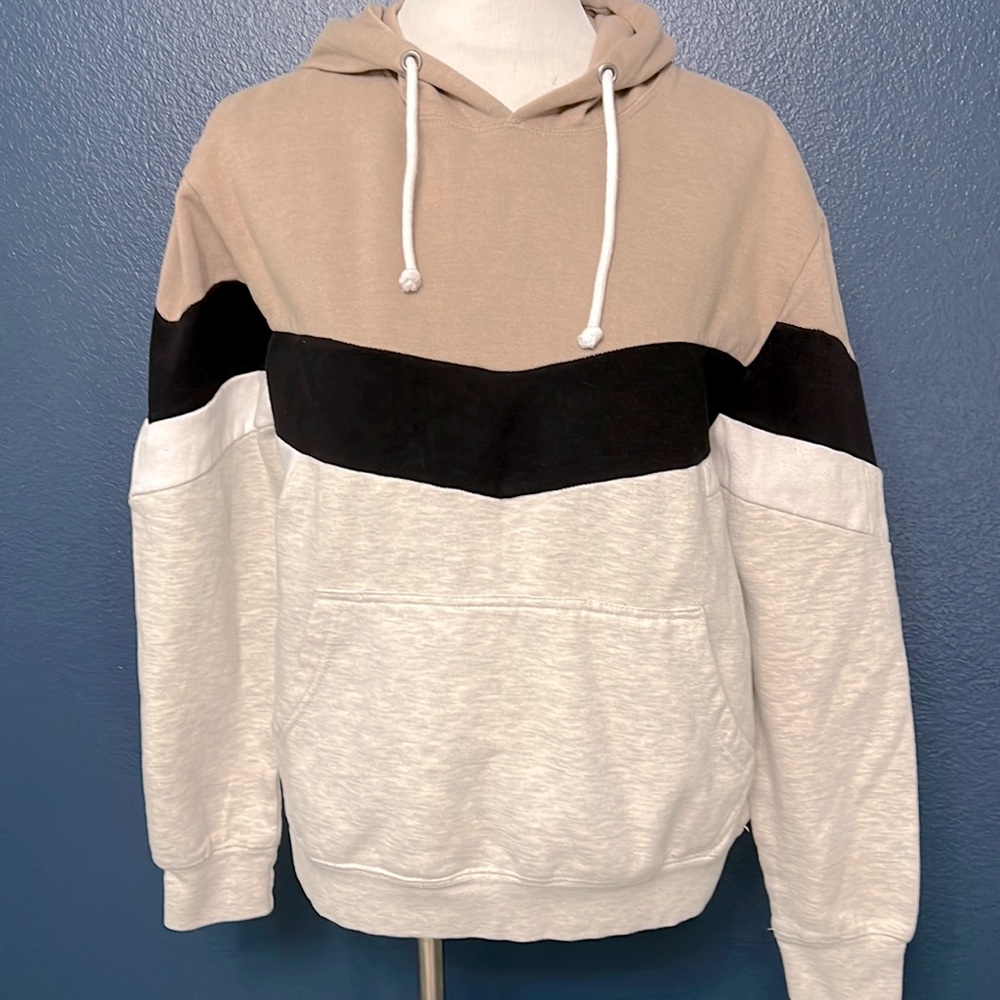 BLACK JACK HOODIE